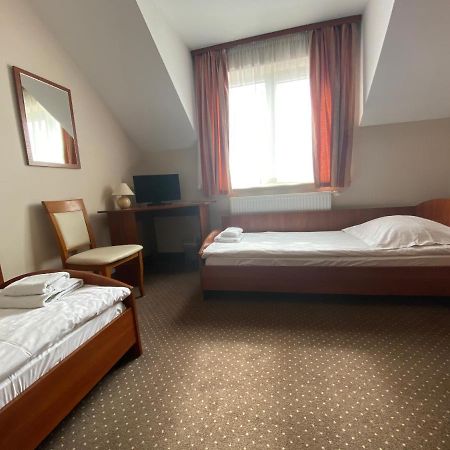 Hotel Marand Zaczernie Eksteriør bilde