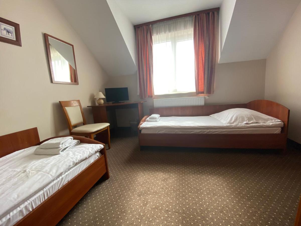 Hotel Marand Zaczernie Eksteriør bilde